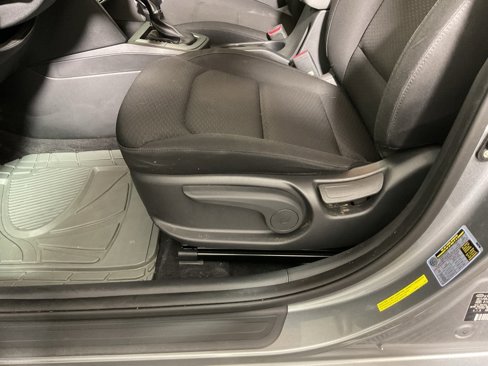 Used 2019 Hyundai Elantra SE w/ Cargo Package image 19