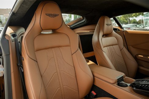 New 2025 Aston Martin V8 Vantage Coupe image 36