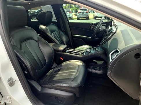Used 2016 Chrysler 200 C w/ Sun & Sound Group image 11