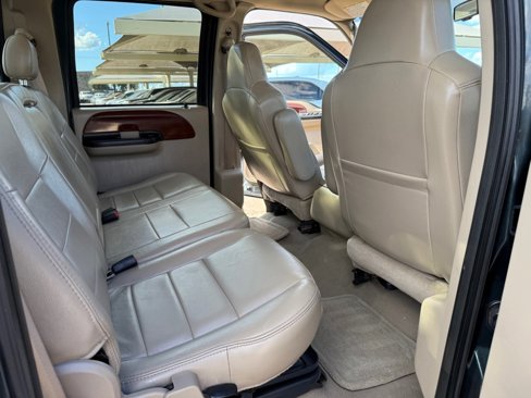 Used 2006 Ford F250 4x4 Crew Cab Super Duty image 19