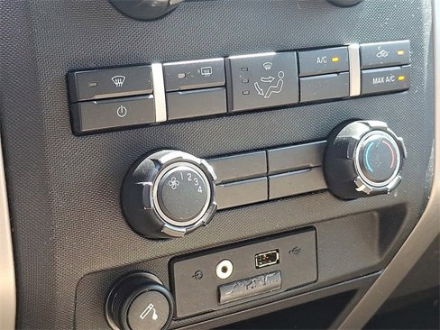 Used 2011 Ford F150 XLT w/ XLT Convenience Pkg image 17
