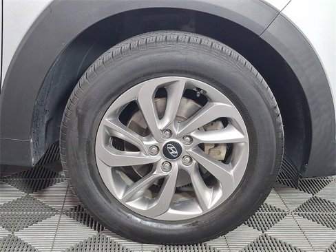 Used 2018 Hyundai Tucson SE image 12