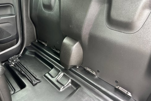 Used 2022 Chevrolet Colorado LT w/ Fleet Safety Package image 12