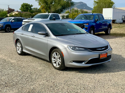 Used 2015 Chrysler 200 Limited w/ Convenience Group image 7
