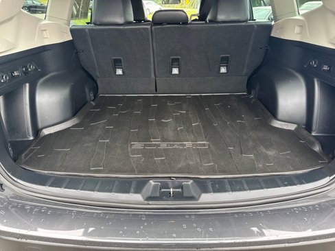 Used 2023 Subaru Forester Limited image 28