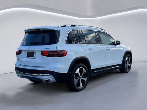 New 2025 Mercedes-Benz GLB 250 4MATIC image 4