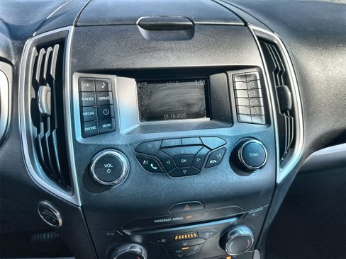 Used 2015 Ford Edge SEL image 13