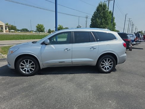 Used 2016 Buick Enclave Leather image 2