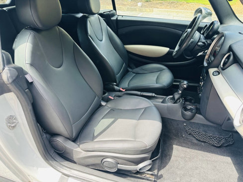 Used 2013 MINI Cooper Convertible image 33