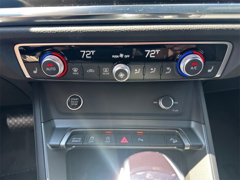 New 2025 Audi Q3 2.0T Premium image 23