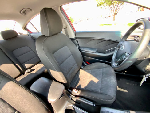 Used 2016 Kia Forte LX image 28