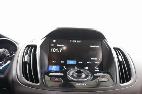Used 2019 Ford Escape Titanium image 10