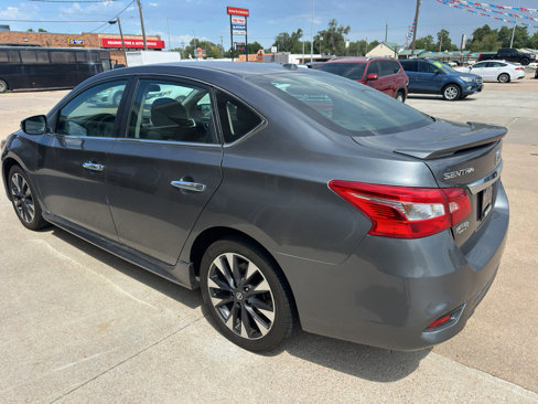 Used 2019 Nissan Sentra SR image 5