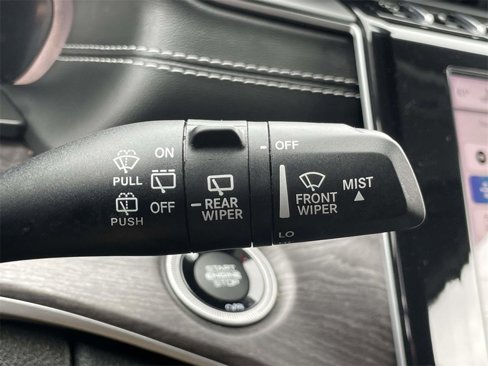 Used 2022 Jeep Grand Cherokee Limited image 23
