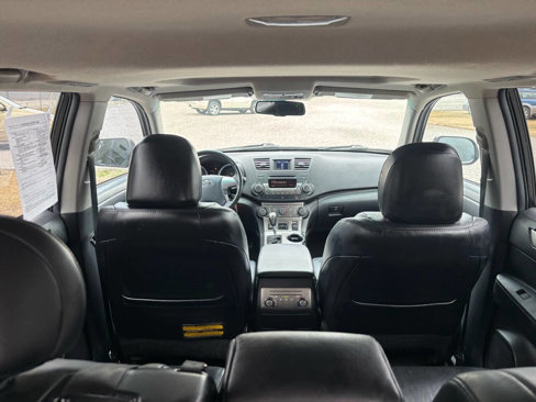 Used 2011 Toyota Highlander SE image 20