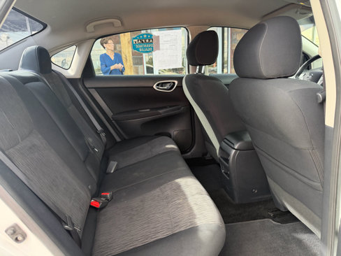 Used 2015 Nissan Sentra SV image 18