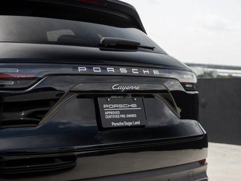 Certified 2022 Porsche Cayenne image 32