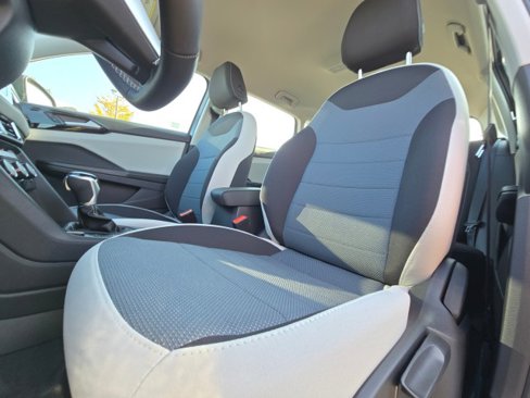New 2025 Volkswagen Taos S image 23