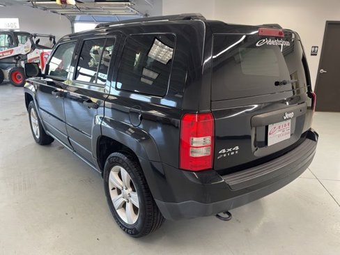 Used 2013 Jeep Patriot Sport image 8