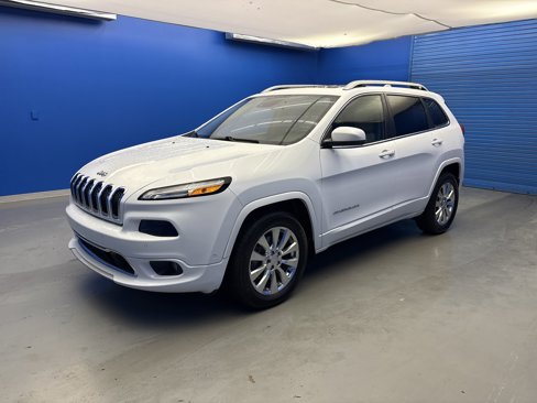 Used 2018 Jeep Cherokee Overland w/ Technology Group image 4