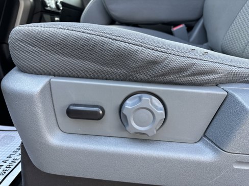 Used 2013 Ford F150 XLT w/ XLT Chrome Pkg image 13