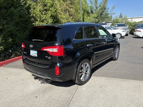Used 2014 Kia Sorento SX image 4