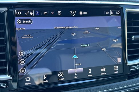 Used 2021 Chrysler Pacifica Limited w/ Uconnect Theater Family Group image 22