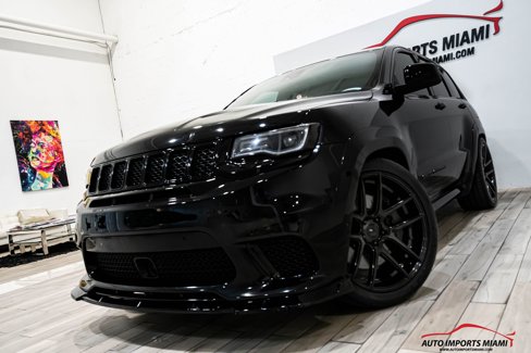 Used 2018 Jeep Grand Cherokee Trackhawk image 2