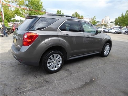 Used 2010 Chevrolet Equinox LT image 6
