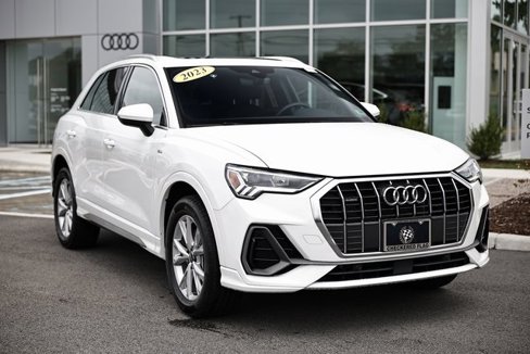 Used 2023 Audi Q3 2.0T Premium image 2