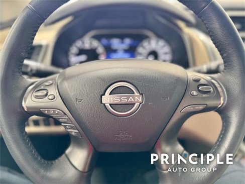 Used 2023 Nissan Murano SV image 19