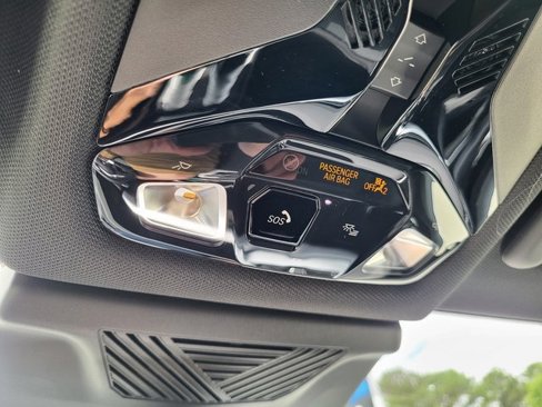 New 2025 BMW X1 xDrive28i w/ Technology Package image 28