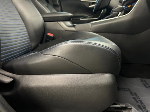 Used 2020 Toyota RAV4 XSE w/ XSE Grade Weather Package image 27