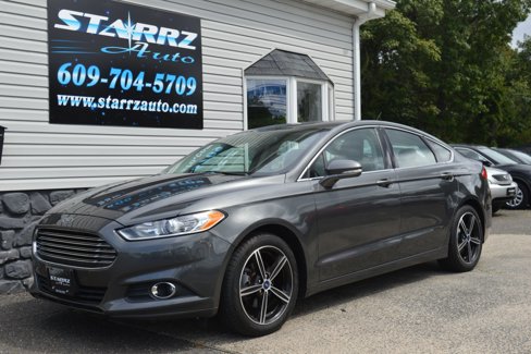 Used 2015 Ford Fusion SE w/ Equipment Group 202A image 1