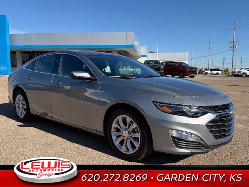 Used 2023 Chevrolet Malibu LT image 2
