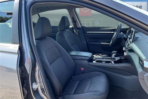 Used 2023 Nissan Altima 2.5 SV image 26