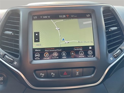 Used 2021 Jeep Cherokee Trailhawk w/ Sun & Sound Group image 13