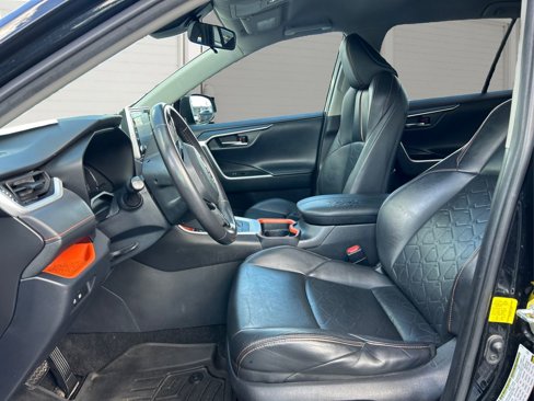 Used 2020 Toyota RAV4 Adventure image 9