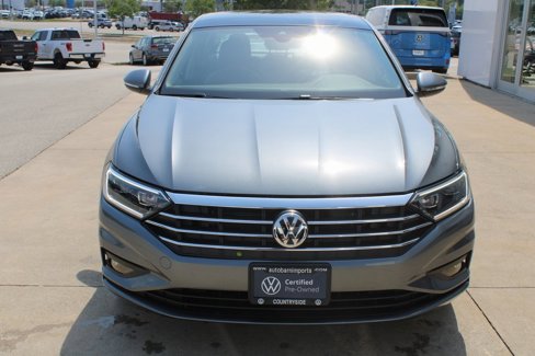 Certified 2020 Volkswagen Jetta SEL Premium image 2
