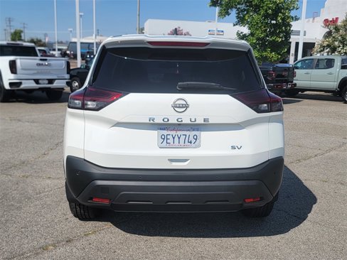 Used 2023 Nissan Rogue S image 7