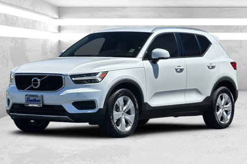 Certified 2022 Volvo XC40 T5 Momentum image 8
