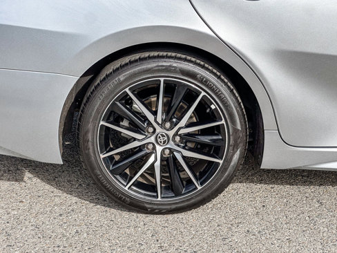 Used 2023 Toyota Camry SE image 11