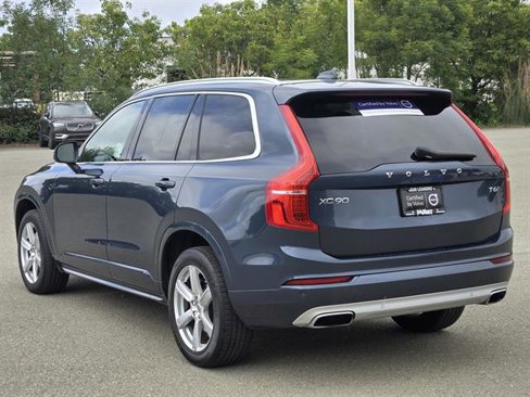 Certified 2021 Volvo XC90 T6 Momentum image 7