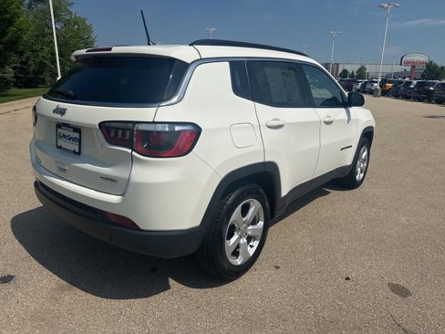 Used 2018 Jeep Compass Latitude image 5