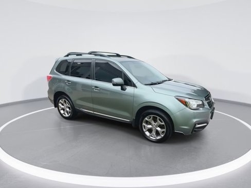 Used 2017 Subaru Forester 2.5i Touring image 2