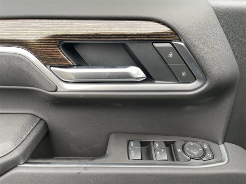 New 2025 GMC Sierra 1500 Elevation image 23