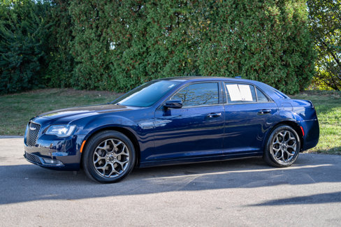 Used 2017 Chrysler 300 S image 8