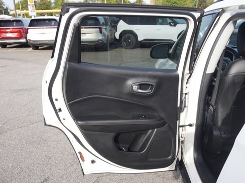 Used 2018 Jeep Compass Latitude w/ Cold Weather Group image 20