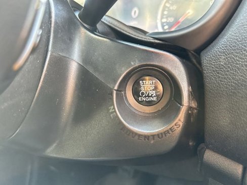 Used 2018 Jeep Renegade Limited w/ UConnect 8.4 Nav Group image 17