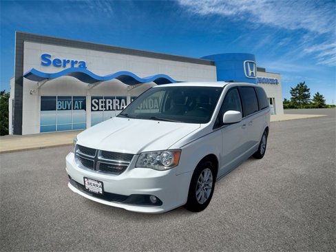 Used 2019 Dodge Grand Caravan SXT image 1